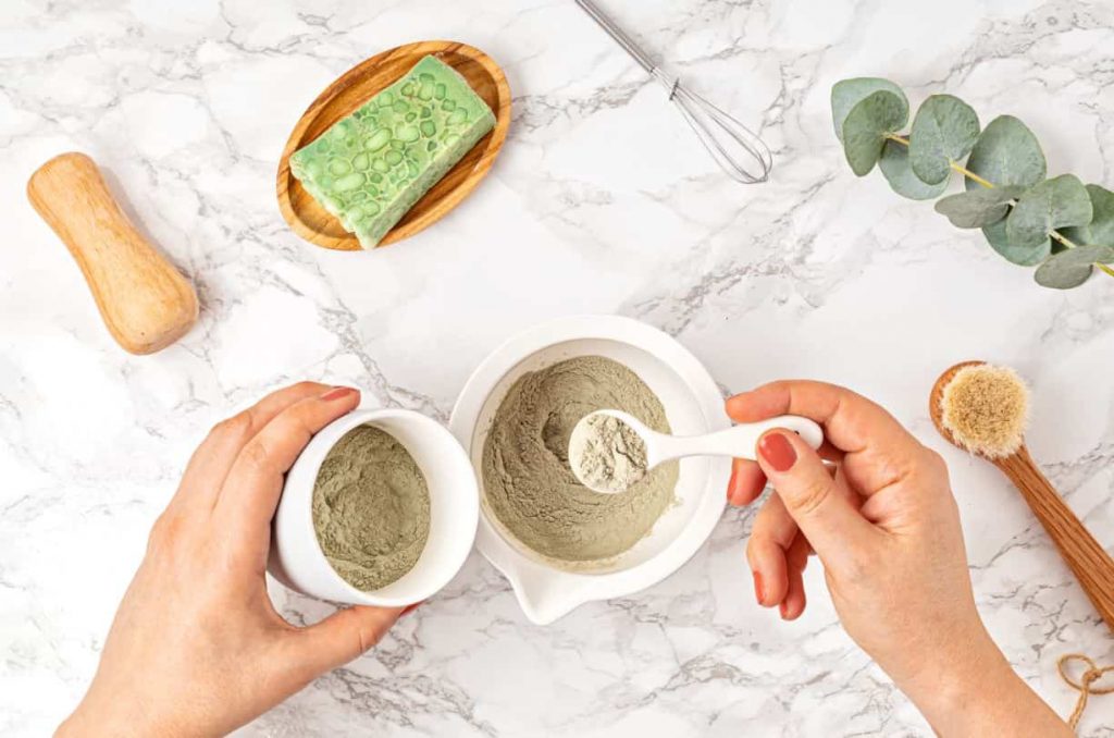 Propiedades y beneficios de la mascarilla de arcilla verde Propiedades y beneficios de la mascarilla de arcilla verde